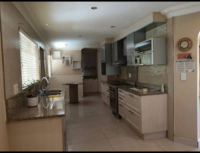 3 BEDROOM HOUSE FOR SALE IN WOODHAVEN